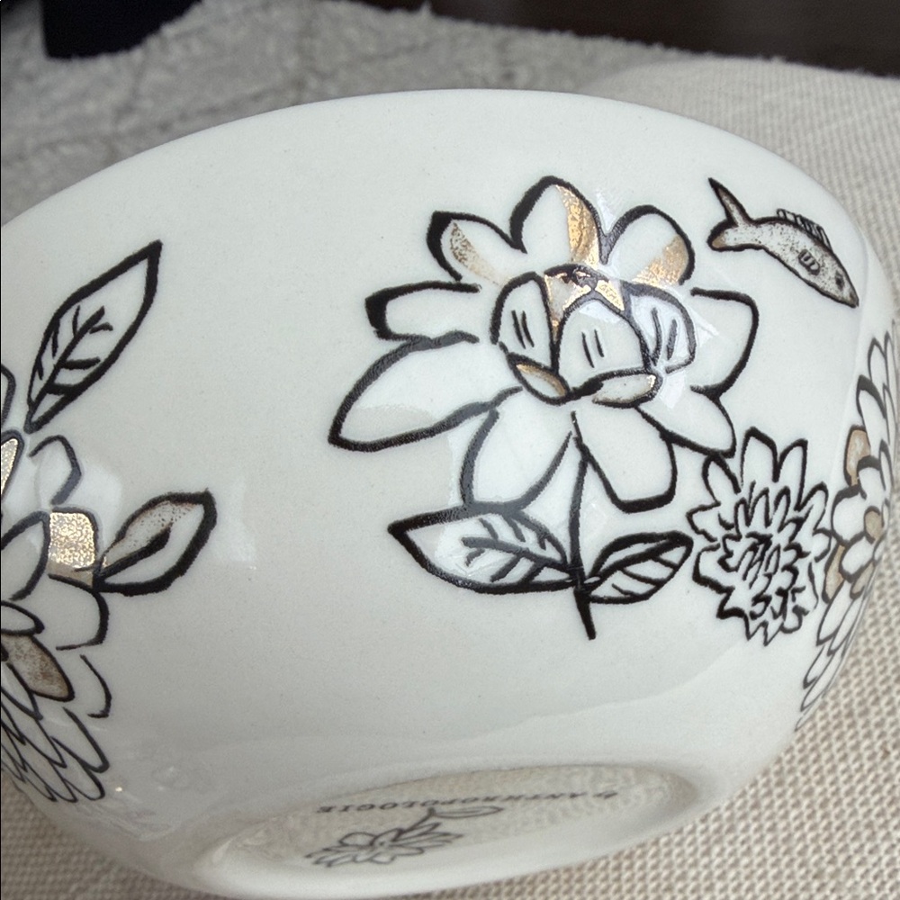 Anthro Set of 3 White Ceramic Bowls - Picture 8 of 10